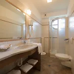 Chateau Отель 3*