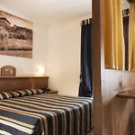 فندق Chateau 3*