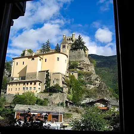 Chateau Szálloda 3*